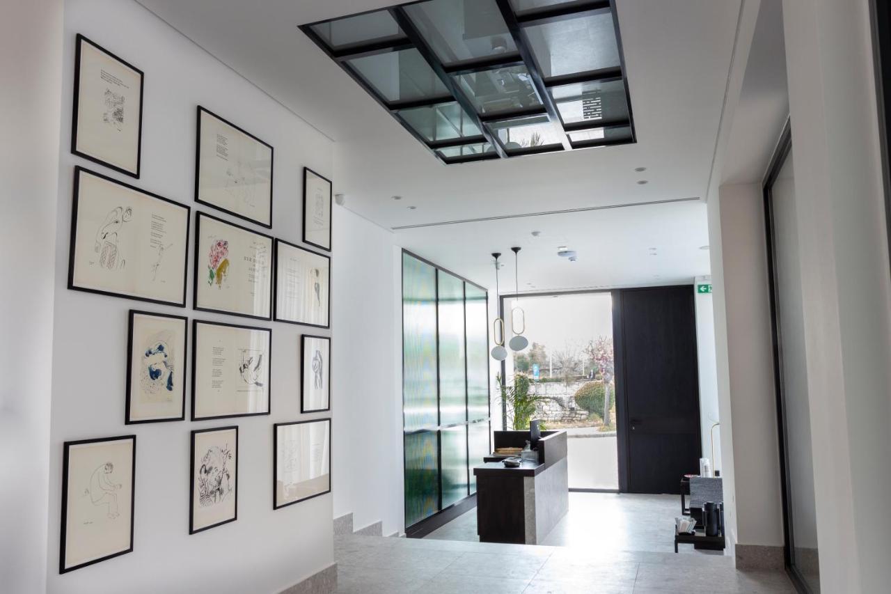11Suites Aigio Exterior photo