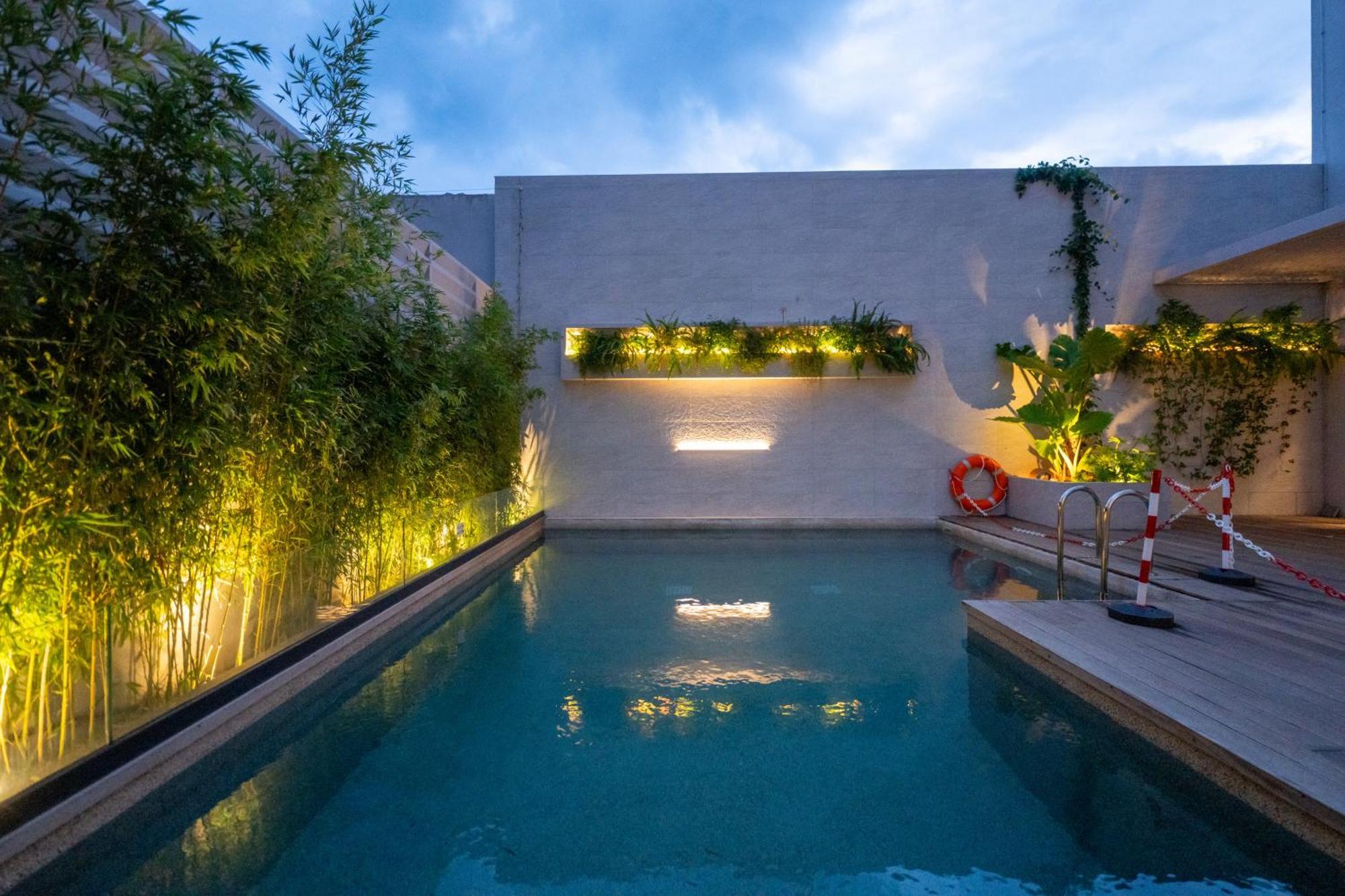 11Suites Aigio Exterior photo